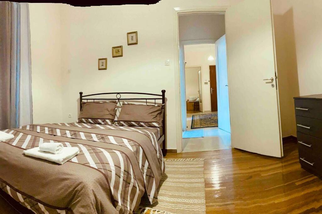B&J City Center Apartment Kalamata Luaran gambar
